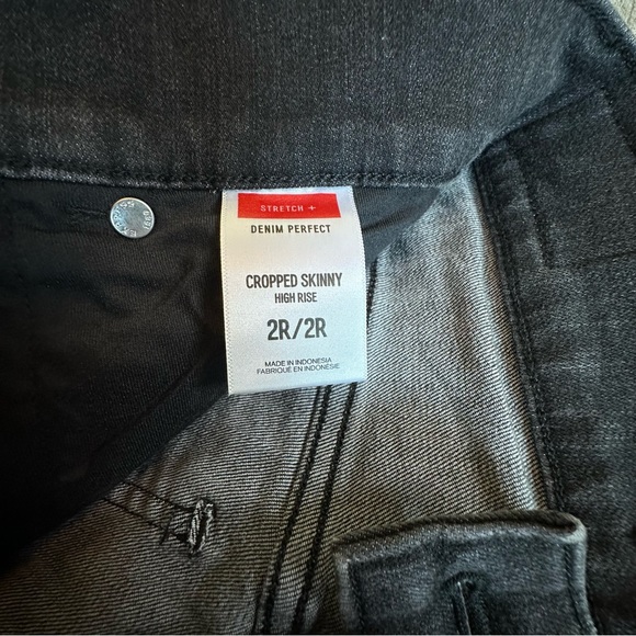 *NWT Express Size 2R Black Denim Cropped Skinny Highrise Women’s Pant Jeans - Picture 7 of 10